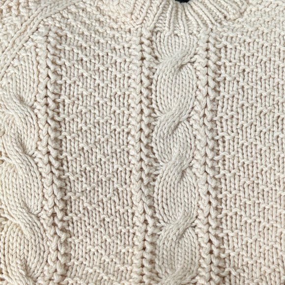 Vintage Handmade 100% Wool Cable Knit Oversized Sweater Chunky Cozy Aran Preppy - Picture 7 of 8